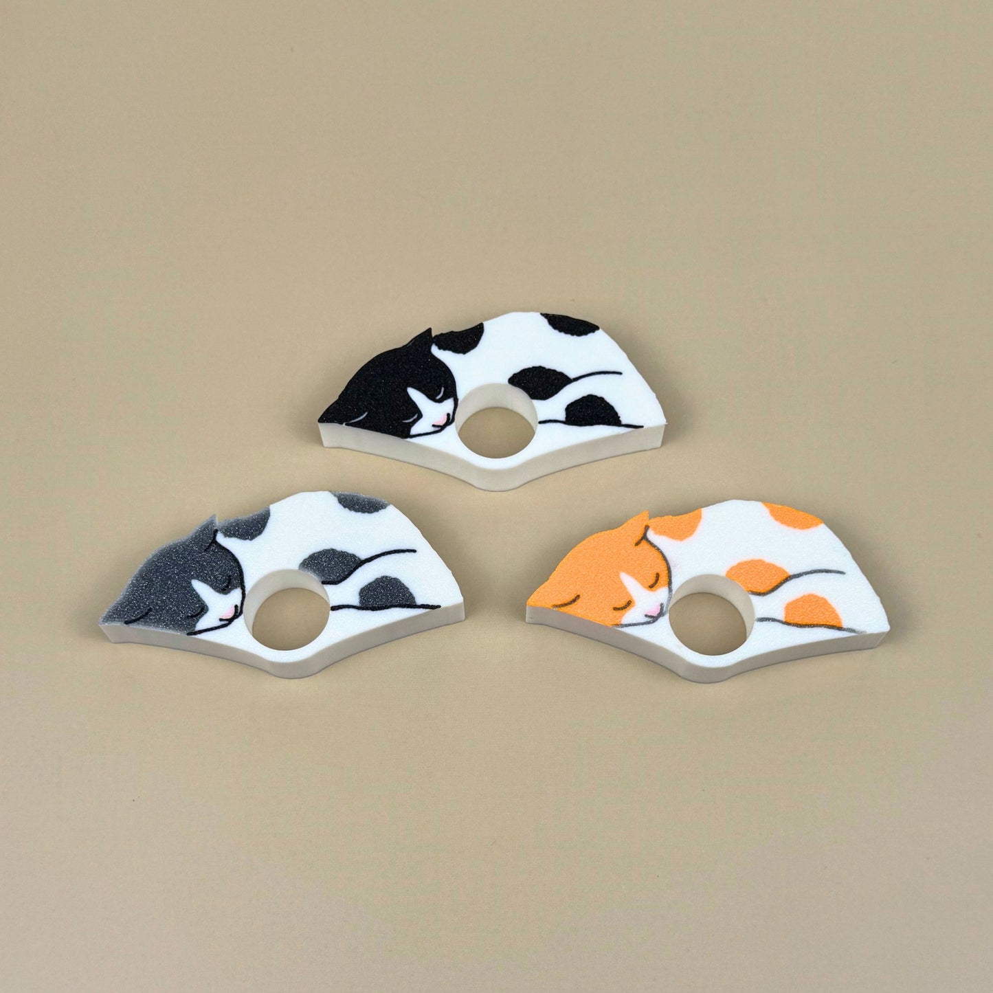 Adorable Spotted Cat Book Page Holder Ring
