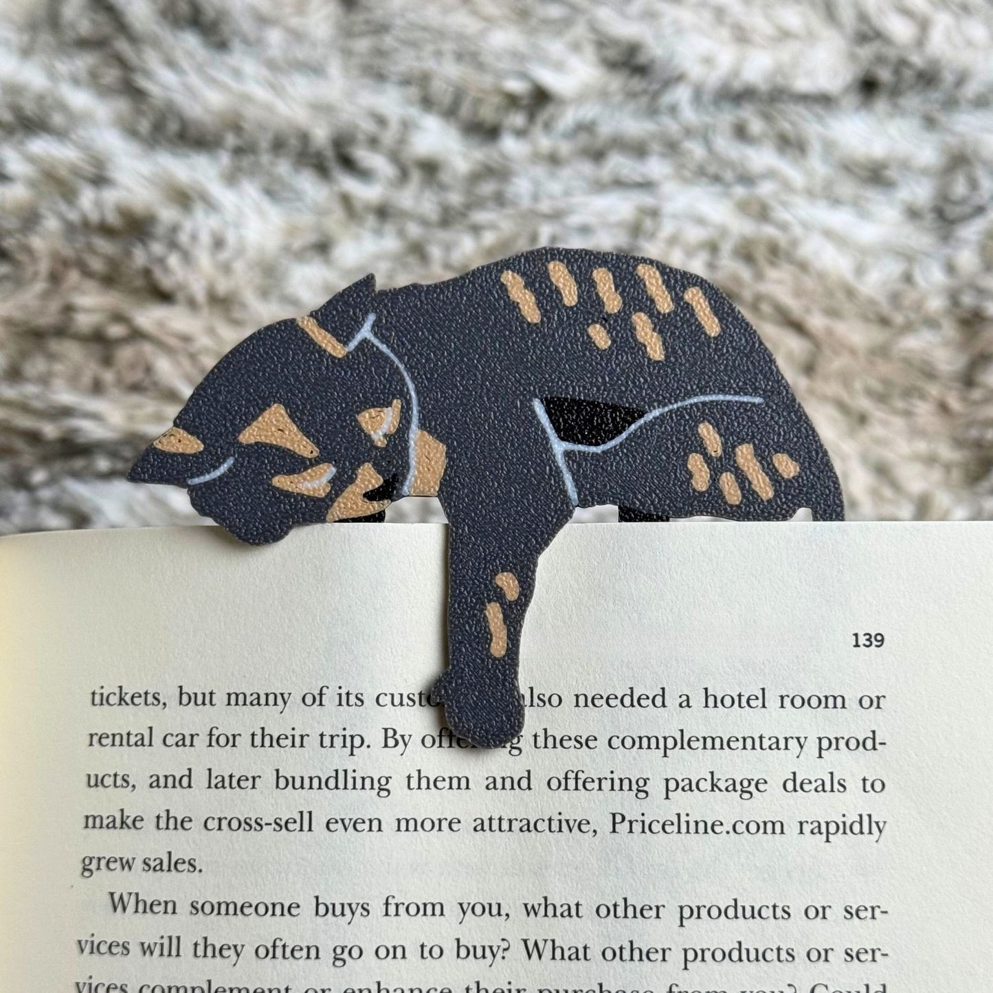 Custom Sleepy Cat Bookmark ā The Purrfect Gift for Cat Parents