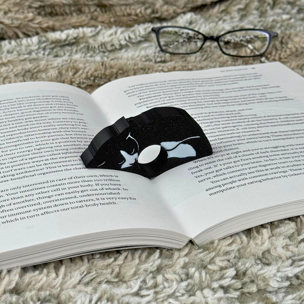 Adorable Tuxedo Cat Book Page Holder Ring