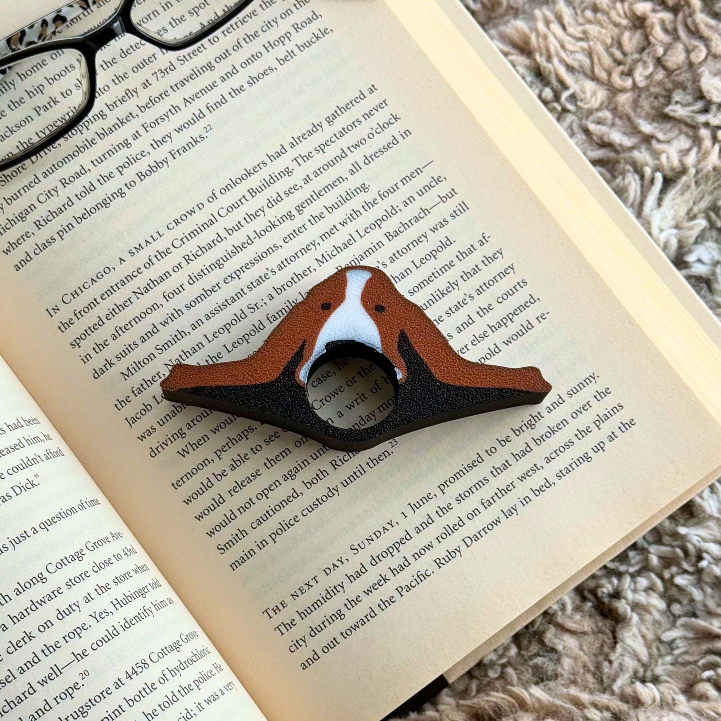 Basset Hound Dog Book Page Holder Ring