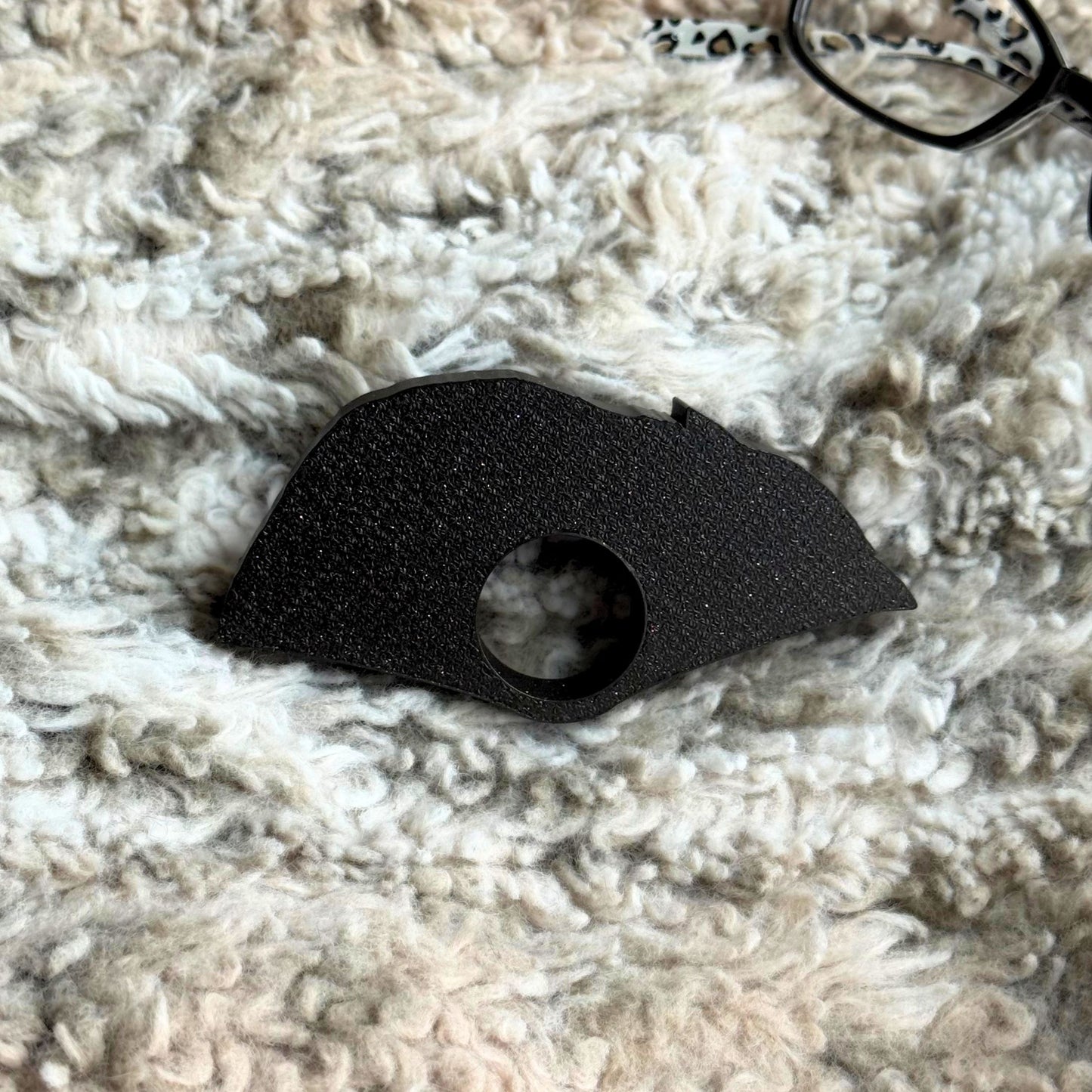 Adorable Black Cat Book Page Holder Ring