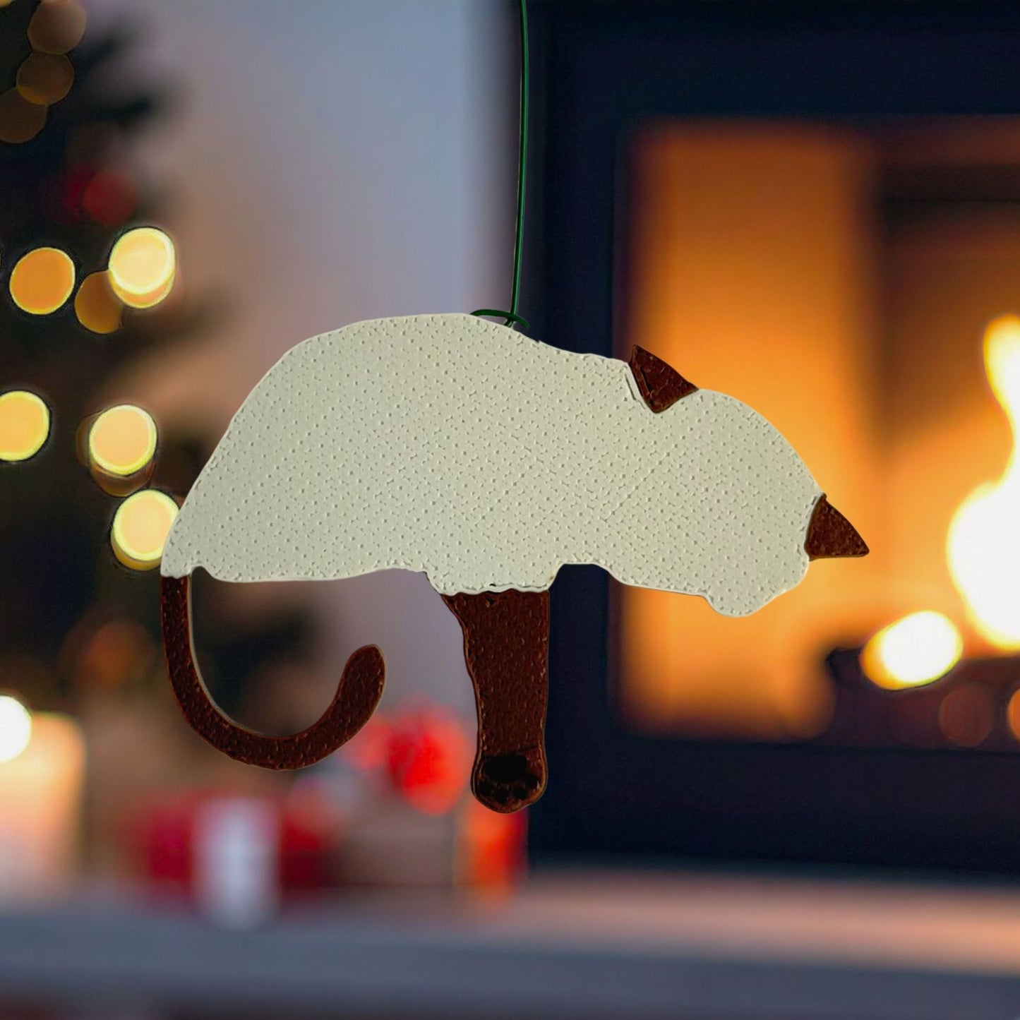 Siamese Cat Ornament with Adorable Toe Beans