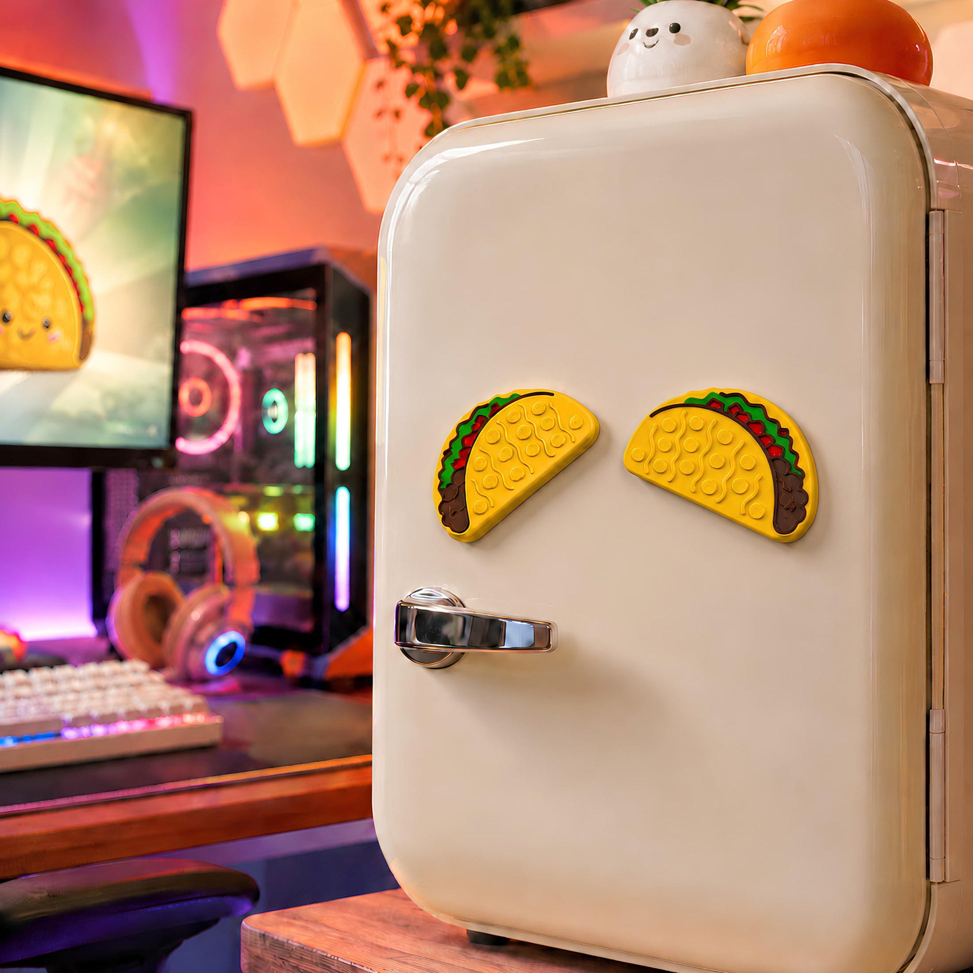 Taco Magnetic Fidget | Coworker Desk Gift
